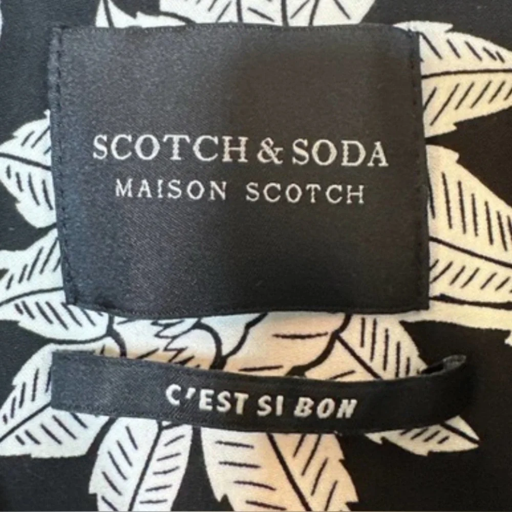 NWOT Scotch & Soda Floral Button Down Shirt Black Collared - Picture 8 of 11